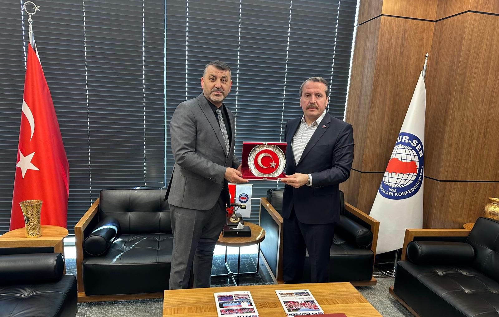 GENEL BAŞKANIMIZ KESKİN, MEMUR-SEN KONFEDERASYONU GENEL BAŞKANI YALÇIN’I ZİYARET ETTİ